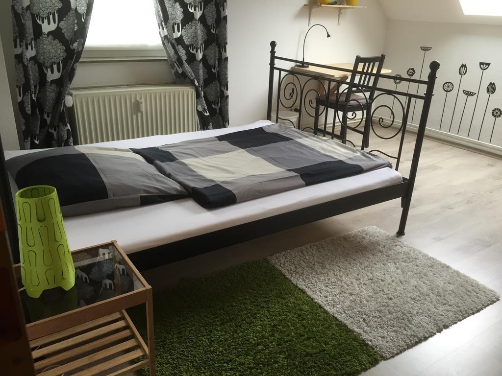 Rael-Boardinghouse Ξενοδοχείο Μπίλεφελντ Δωμάτιο φωτογραφία